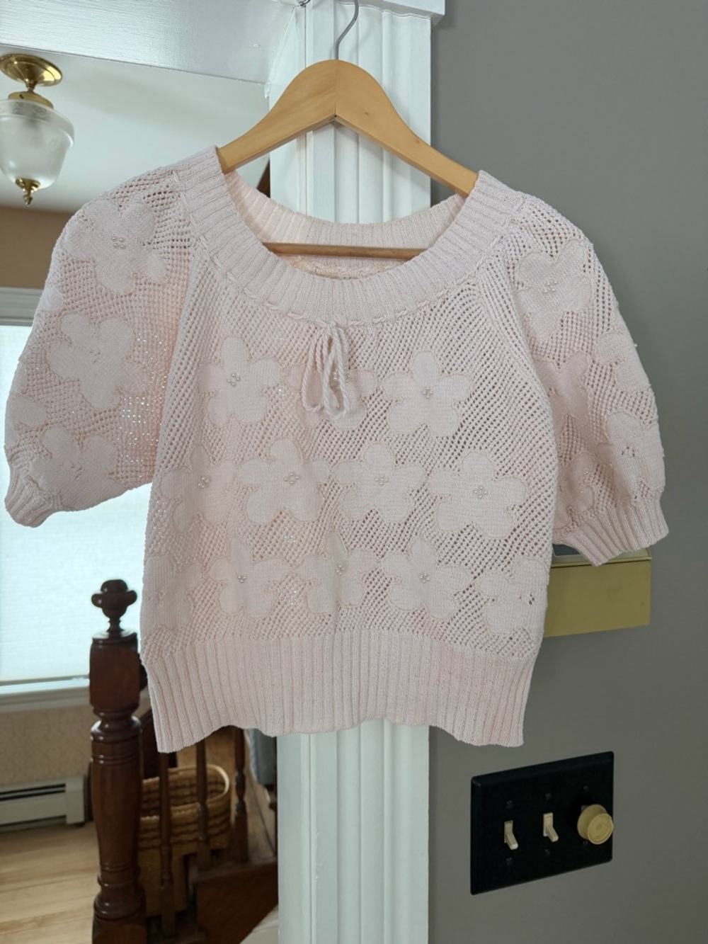 Women’s Pink Floral Knit Scoop Neck Sweater